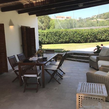 Porto Istana Beach House ออลเบีย ภายนอก รูปภาพ