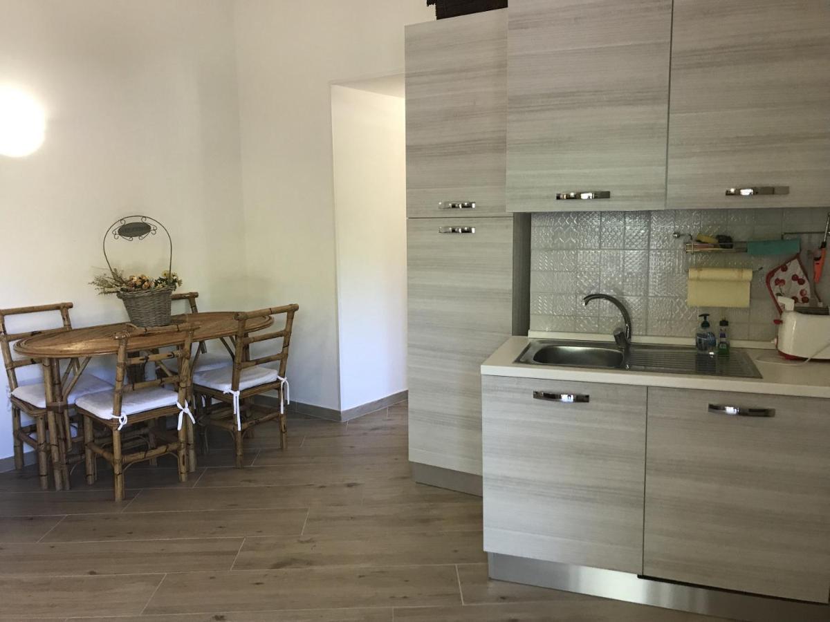 Porto Istana Beach House ออลเบีย ภายนอก รูปภาพ